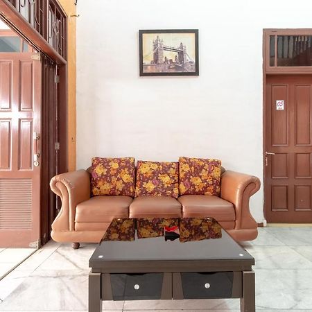 Oyo 2777 Sleepover Sei Serayu Medan Exterior photo